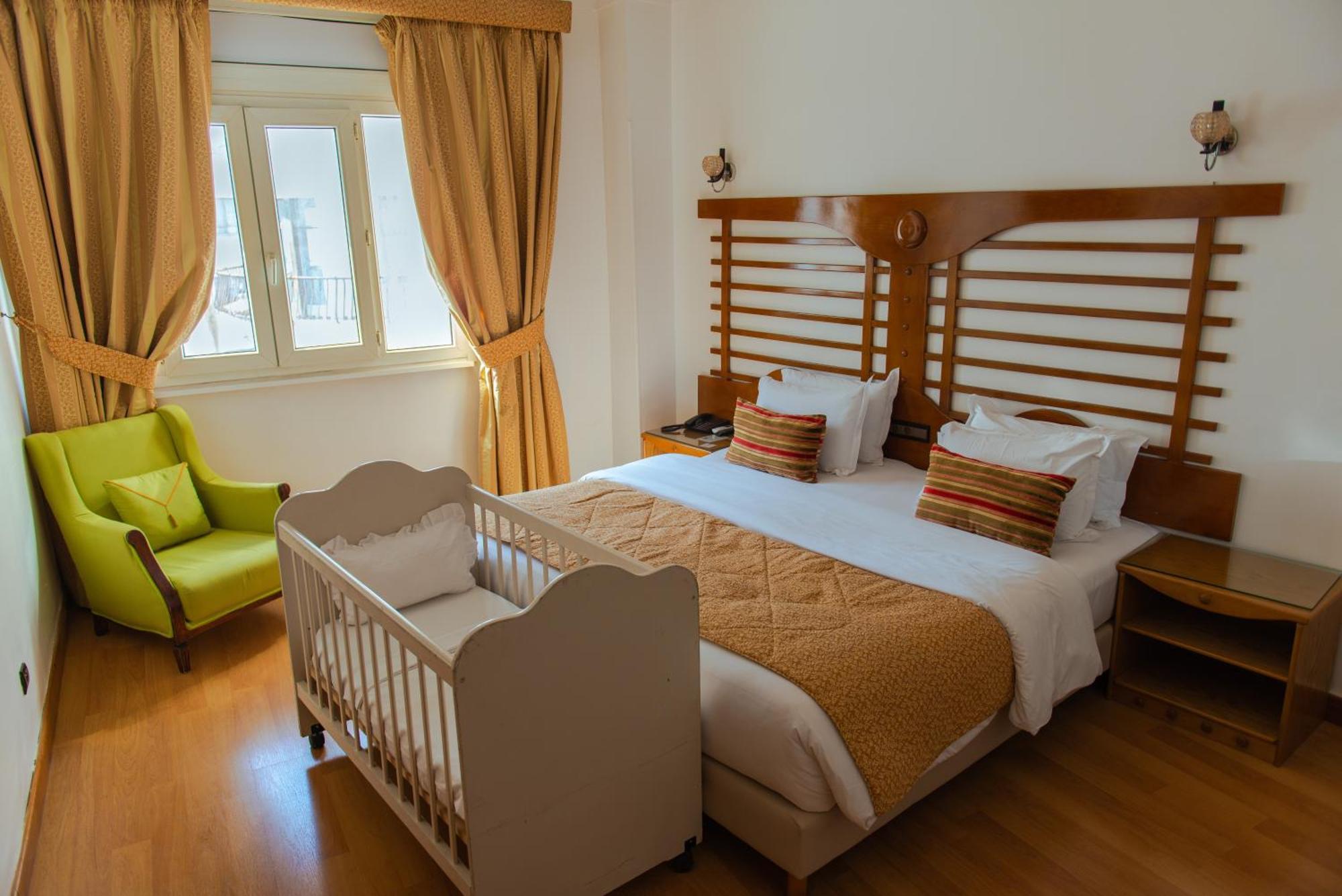 Rembrandt Hotel 3*