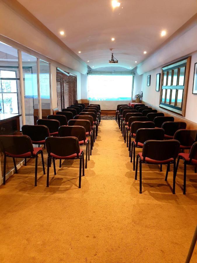 Rembrandt Hotel 3*